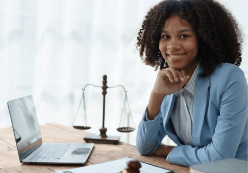 Servicio de poder para compraventa de bienes inmuebles