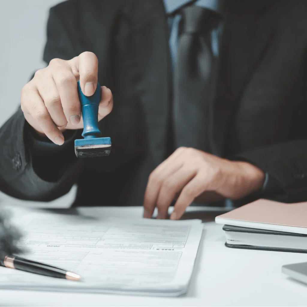 Servicio de poder para contratar y despedir personal