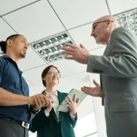 Servicio de poder para fusiones y adquisiciones